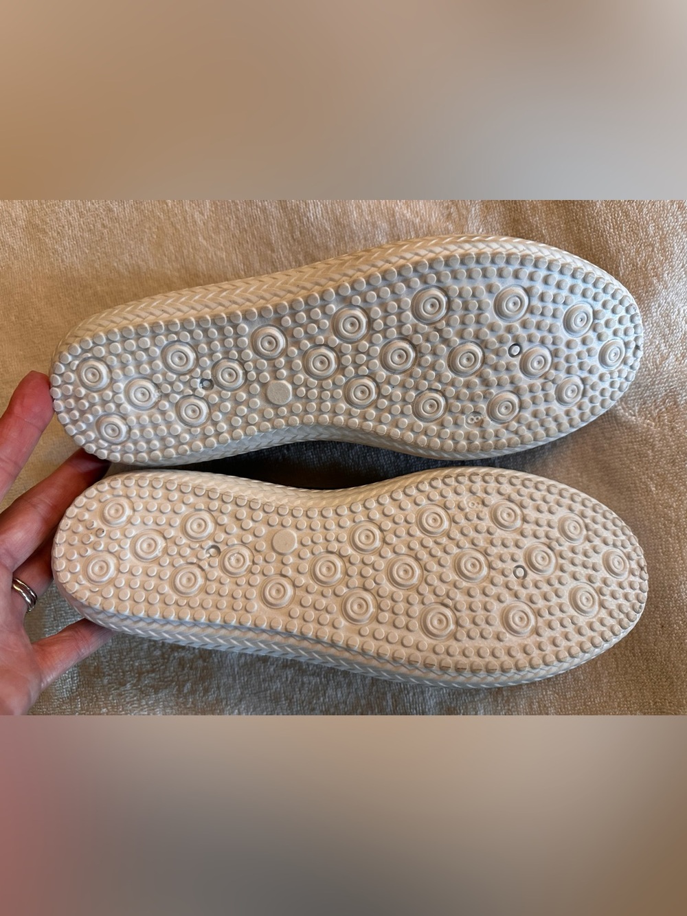 Tommy Bahama Black Knit Slip-On Shoes Women’s Size 8 Lightweight Comfort Flats - Picture 6 of 7
